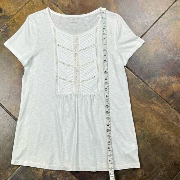 Talbots White Embroidered T-Shirt Medium - Picture 6 of 10